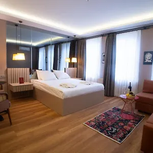 3* فندق تشيرز بورت هاوس